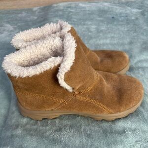 Woman’s On The Go Sketchers Boots